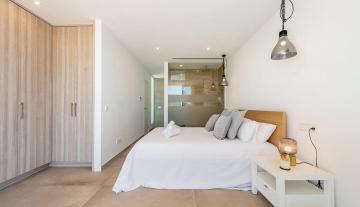 Resa estates Ibiza longterm villa Jesus bedroom 1.jpg